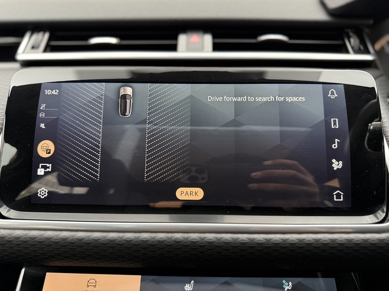 Used Land Rover Range Rover Velar 2021 for sale - 76716108: Photo 23