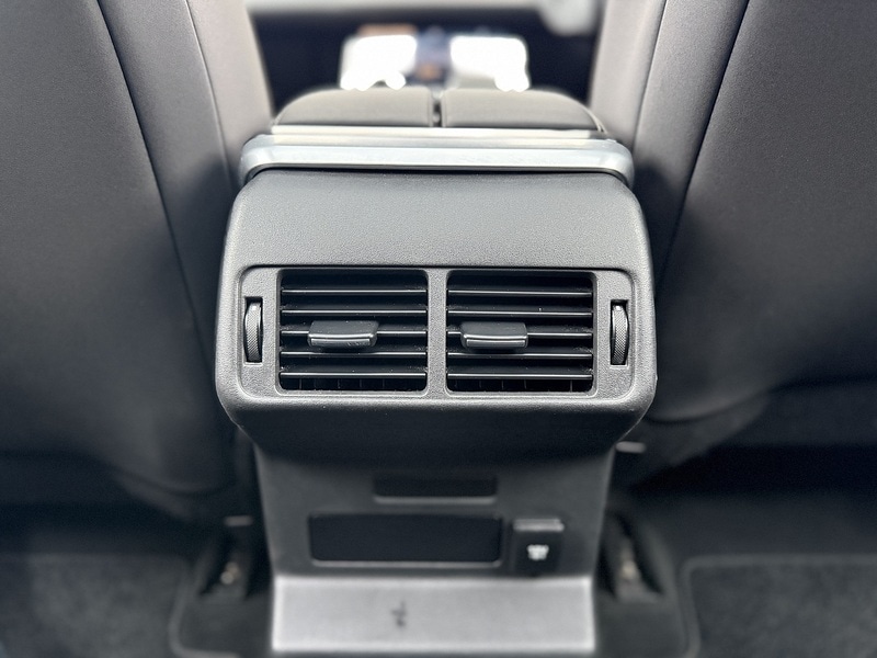 Used Land Rover Range Rover Velar 2021 for sale - 76716108: Photo 31