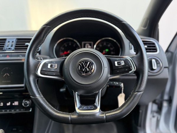 Used Volkswagen Polo 2016 for sale - 76197301: Photo 10