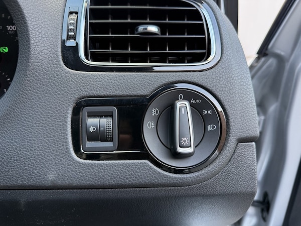 Used Volkswagen Polo 2016 for sale - 76197301: Photo 16