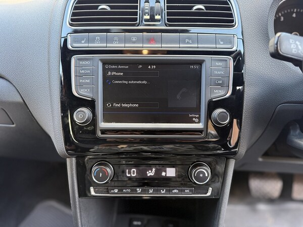 Used Volkswagen Polo 2016 for sale - 76197301: Photo 17