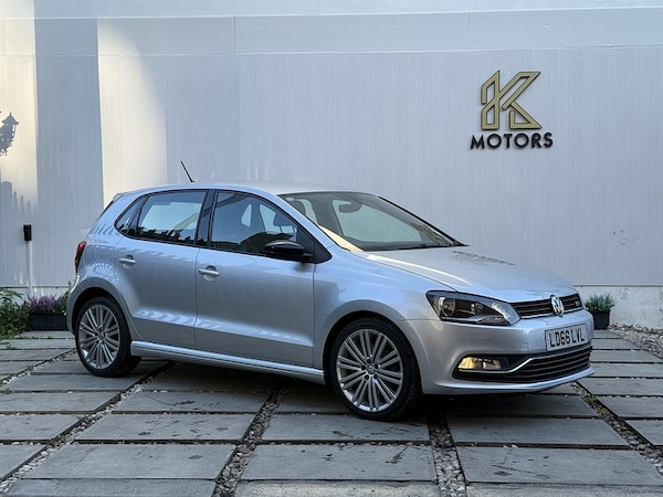 Used Volkswagen Polo 2016 for sale - 76197301: Photo 1