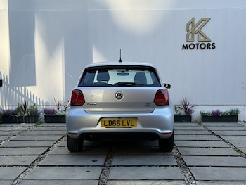 Used Volkswagen Polo 2016 for sale - 76197301: Photo 2