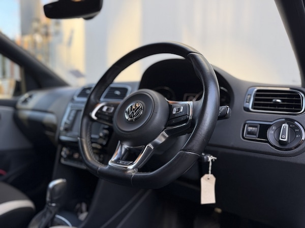 Used Volkswagen Polo 2016 for sale - 76197301: Photo 5