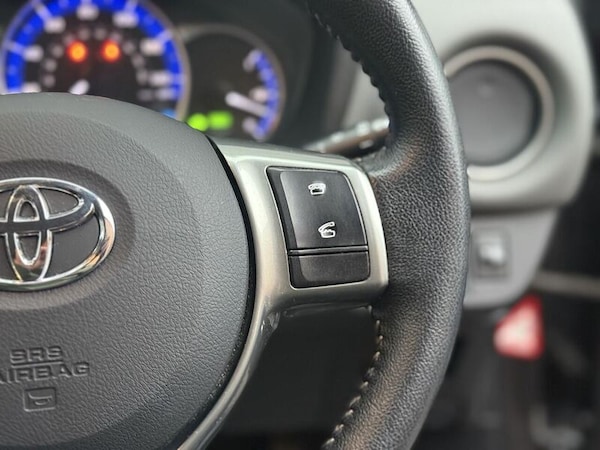 Used Toyota Yaris 2015 for sale - 76274489: Photo 14