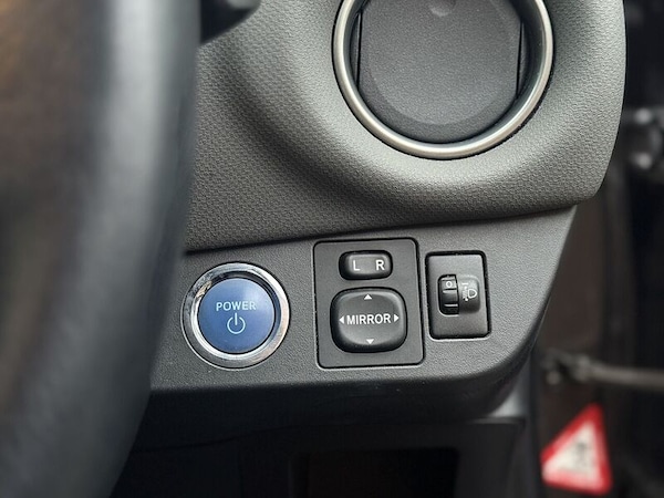 Used Toyota Yaris 2015 for sale - 76274489: Photo 15