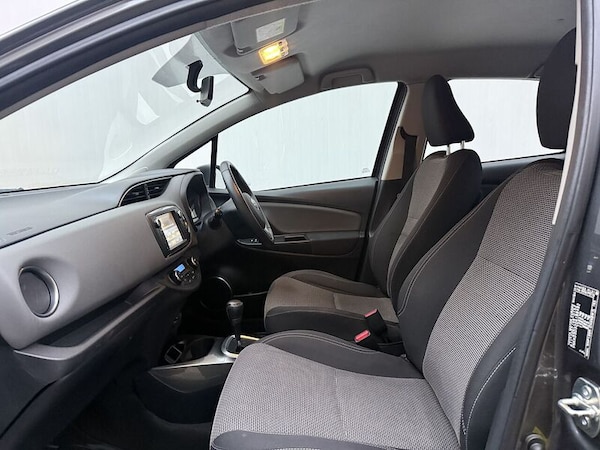 Used Toyota Yaris 2015 for sale - 76274489: Photo 24