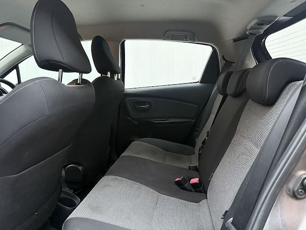 Used Toyota Yaris 2015 for sale - 76274489: Photo 27
