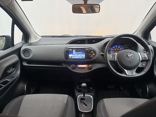 Used Toyota Yaris 2015 for sale - 76274489: Photo 3