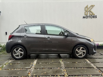 Used Toyota Yaris 2015 for sale - 76274489: Photo 4