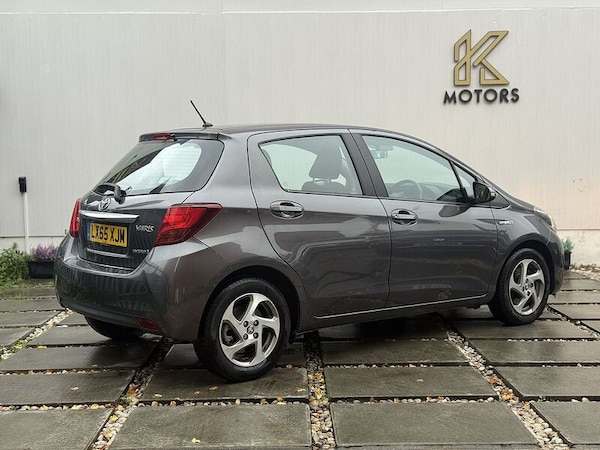 Used Toyota Yaris 2015 for sale - 76274489: Photo 6