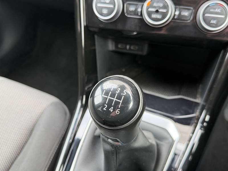 Used Volkswagen T-Roc 2021 for sale - 77693924: Photo 30