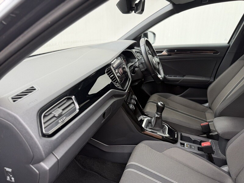 Used Volkswagen T-Roc 2021 for sale - 77693924: Photo 37