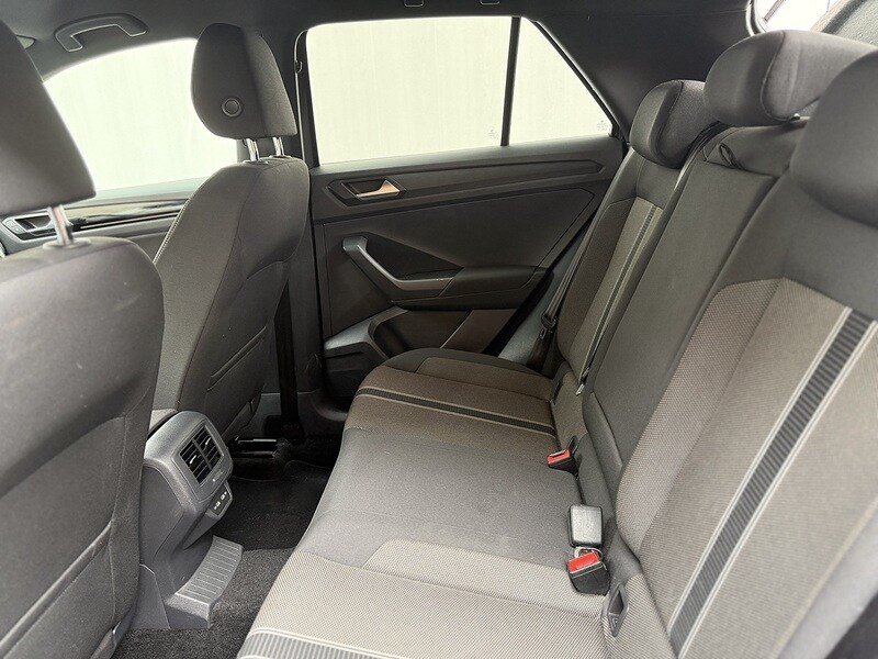 Used Volkswagen T-Roc 2021 for sale - 77693924: Photo 41