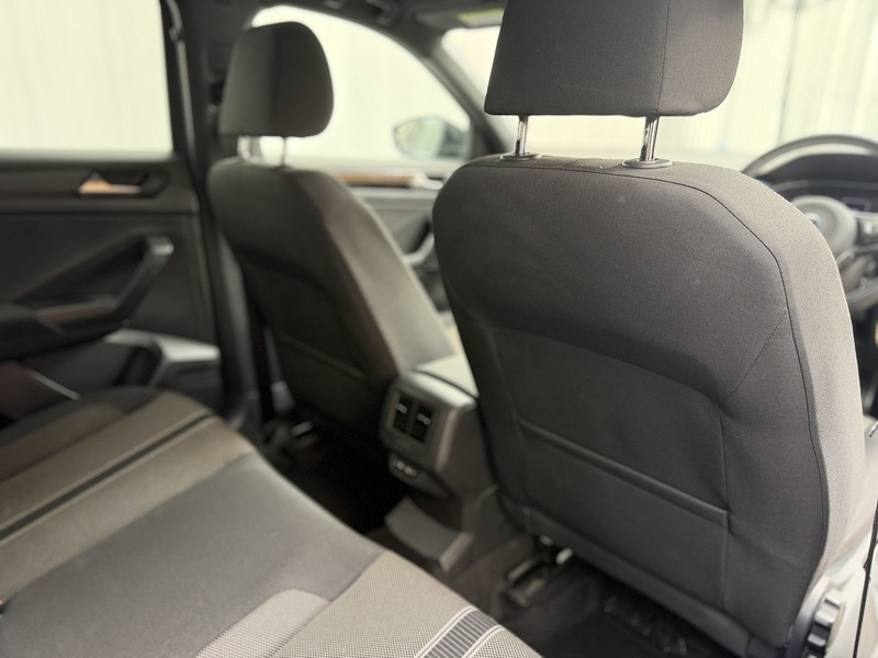 Used Volkswagen T-Roc 2021 for sale - 77693924: Photo 8