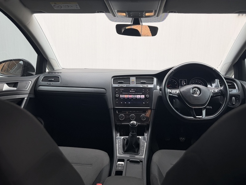 Used Volkswagen Golf 2018 for sale - 77873331: Photo 16