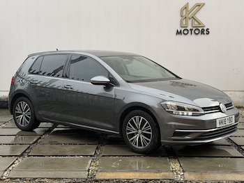 Used Volkswagen Golf 2018 for sale - 77873331: Photo