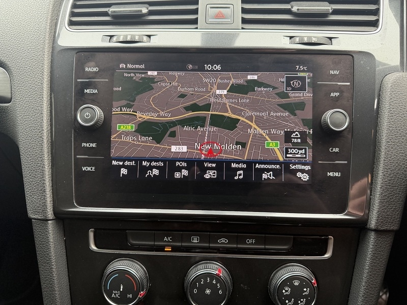 Used Volkswagen Golf 2018 for sale - 77873331: Photo 21