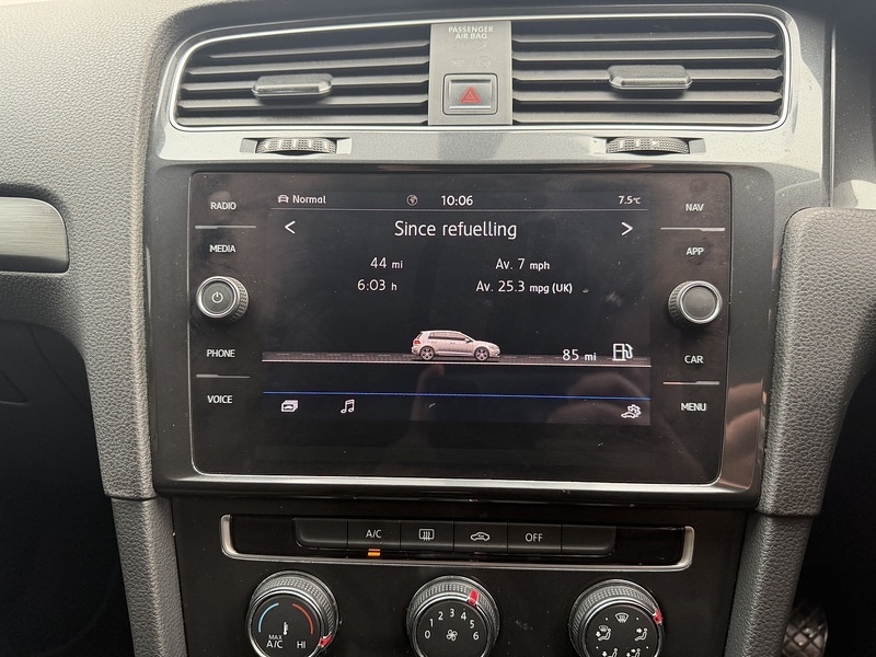 Used Volkswagen Golf 2018 for sale - 77873331: Photo 22