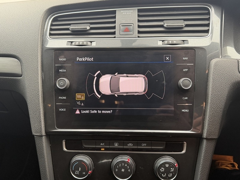 Used Volkswagen Golf 2018 for sale - 77873331: Photo 27