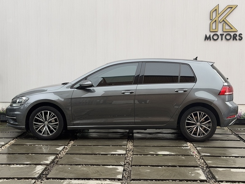 Used Volkswagen Golf 2018 for sale - 77873331: Photo 32