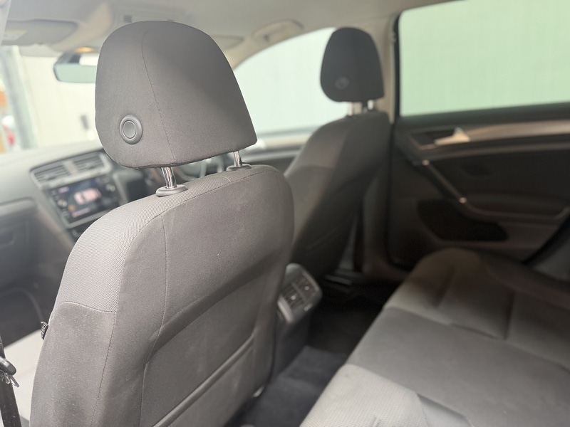 Used Volkswagen Golf 2018 for sale - 77873331: Photo 36