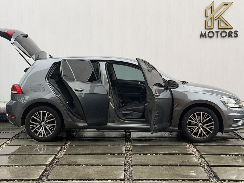 Used Volkswagen Golf 2018 for sale - 77873331: Photo 5