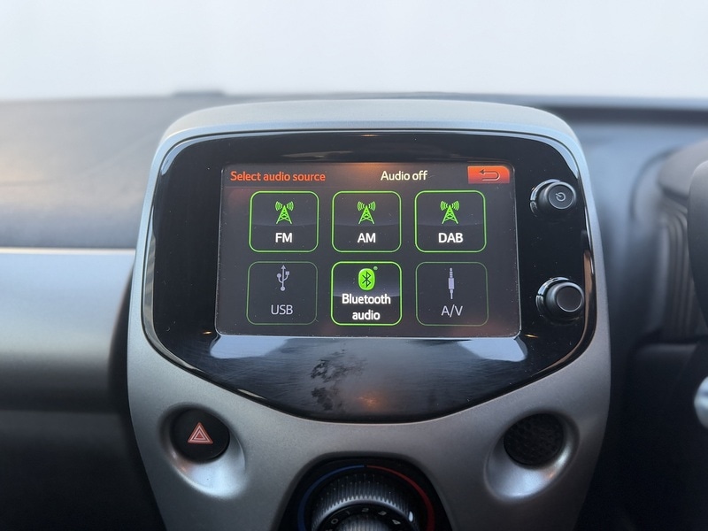 Used Peugeot 108 2017 for sale - 77976812: Photo 20