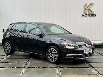Used Volkswagen Golf 2019 for sale - 76986522: Photo