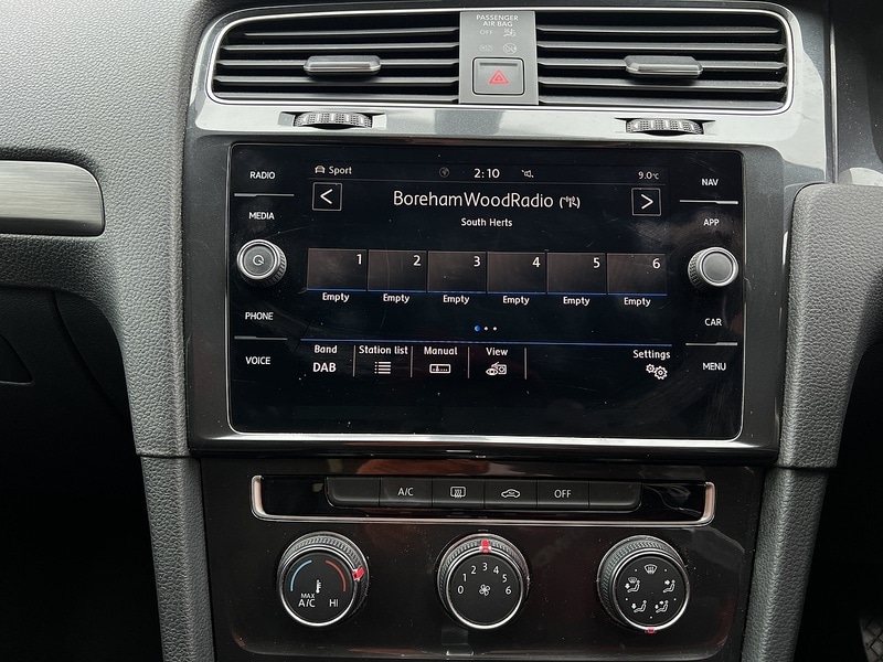 Used Volkswagen Golf 2019 for sale - 76986522: Photo 20