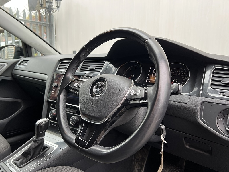 Used Volkswagen Golf 2019 for sale - 76986522: Photo 4