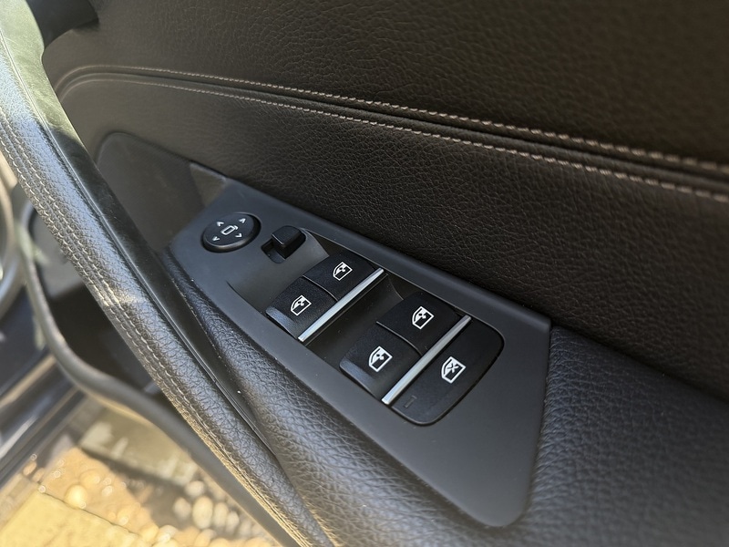 Used BMW 5 Series 2018 for sale - 77953439: Photo 17