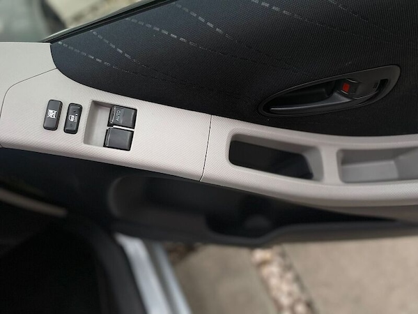 Used Toyota Yaris 2006 for sale - 76263827: Photo 12