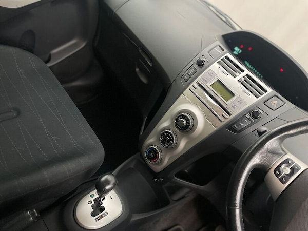 Used Toyota Yaris 2006 for sale - 76263827: Photo 15