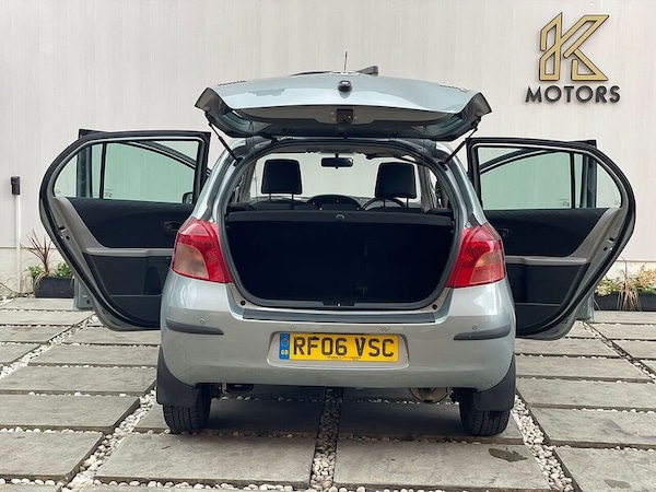 Used Toyota Yaris 2006 for sale - 76263827: Photo 17