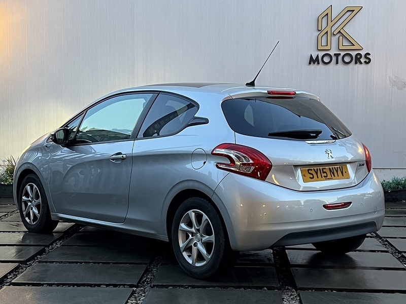 Used Peugeot 208 2015 for sale - 77140309: Photo 21