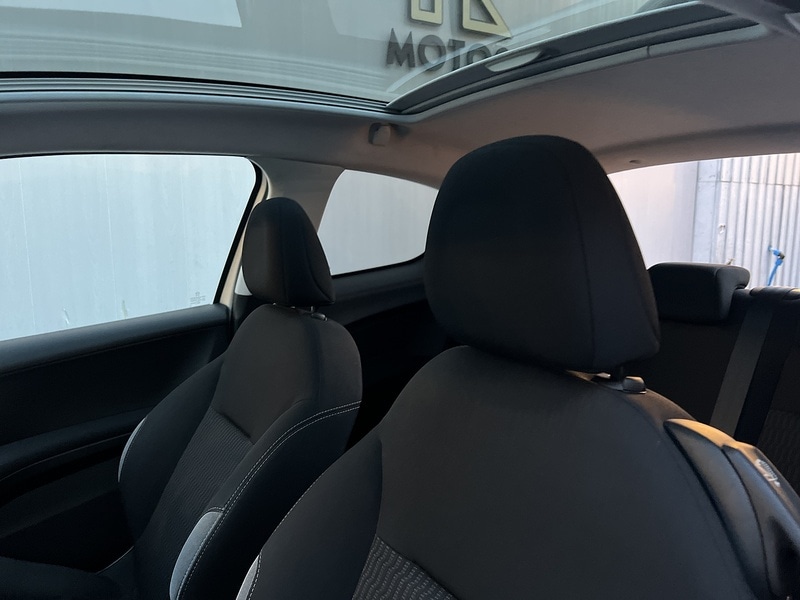 Used Peugeot 208 2015 for sale - 77140309: Photo 27