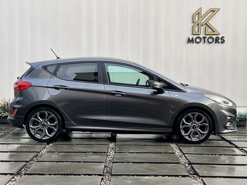 Used Ford Fiesta 2018 for sale - 77089470: Photo 2