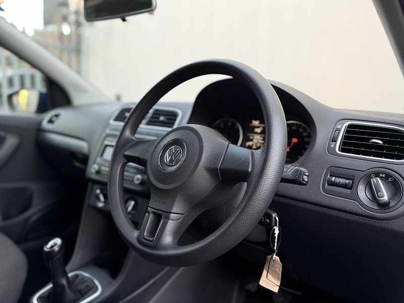 Used Volkswagen Polo 2012 for sale - 76716128: Photo 19