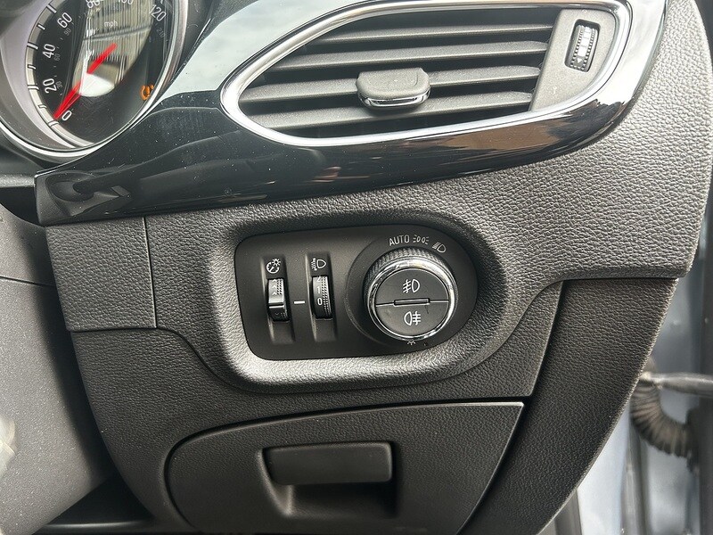 Used Vauxhall Astra 2017 for sale - 77568398: Photo 25