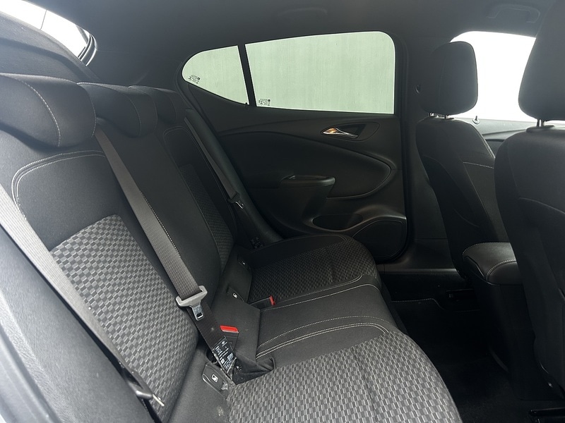 Used Vauxhall Astra 2017 for sale - 77568398: Photo 7
