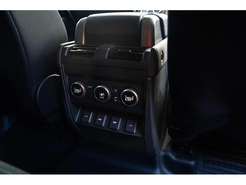 Used Land Rover Defender 2020 for sale - 77077846: Photo 17