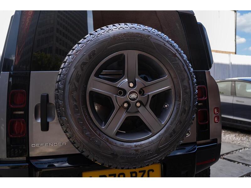 Used Land Rover Defender 2020 for sale - 77077846: Photo 19