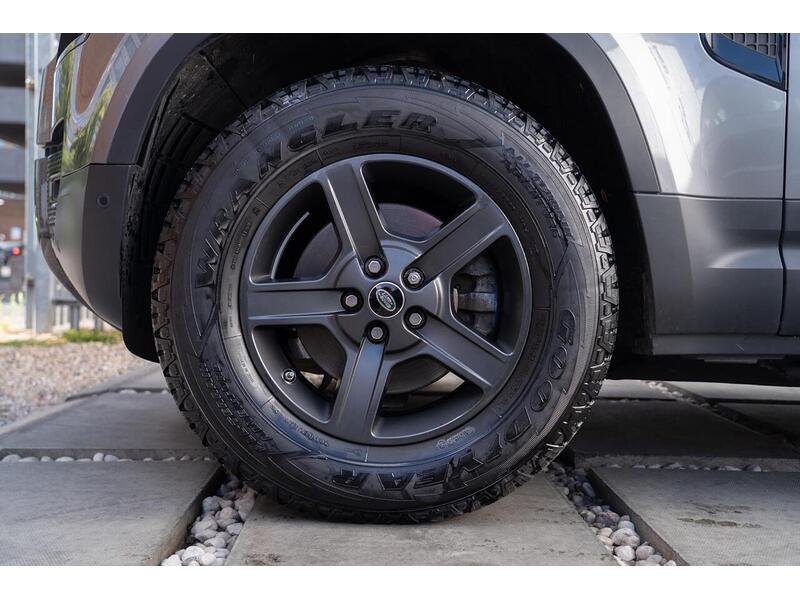 Used Land Rover Defender 2020 for sale - 77077846: Photo 22