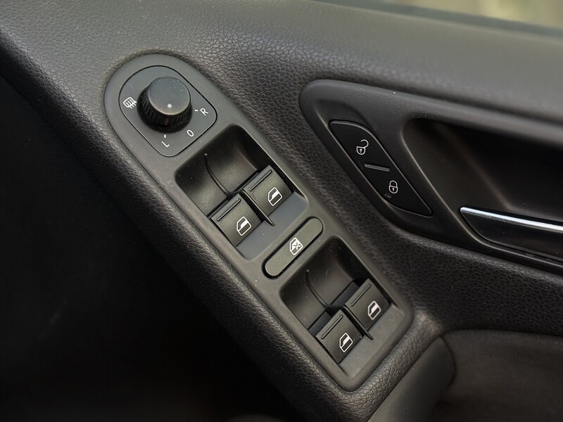 Used Volkswagen Golf 2011 for sale - 76396578: Photo 20