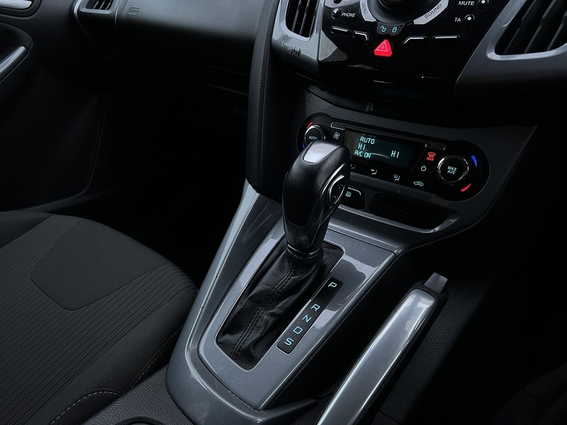 Used Ford Focus 2011 for sale - 76986528: Photo 17