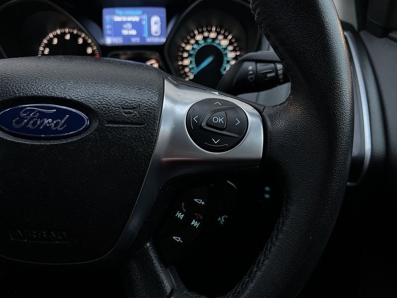 Used Ford Focus 2011 for sale - 76986528: Photo 18