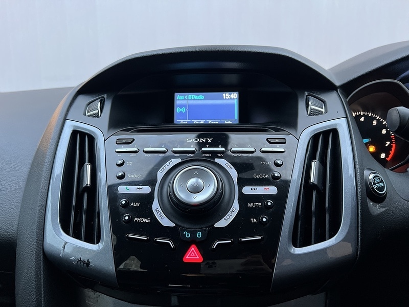 Used Ford Focus 2011 for sale - 76986528: Photo 22