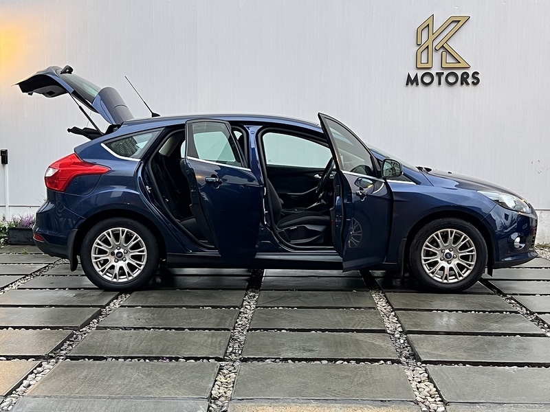 Used Ford Focus 2011 for sale - 76986528: Photo 5