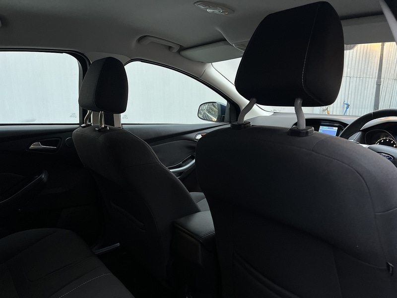 Used Ford Focus 2011 for sale - 76986528: Photo 9